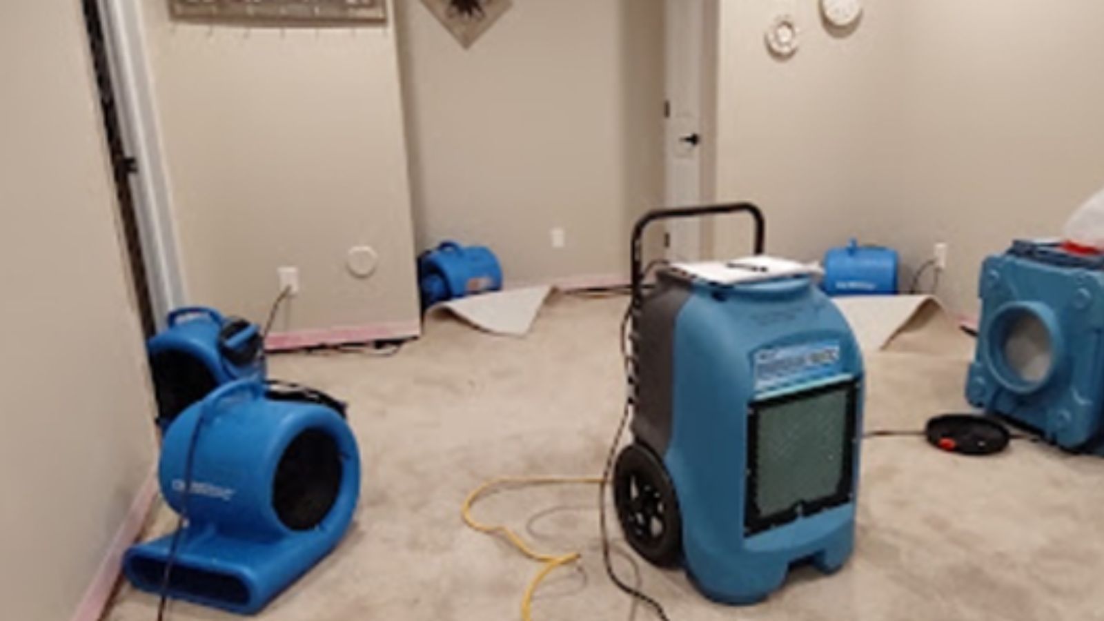 Water damage restoration in a Littleton, CO home